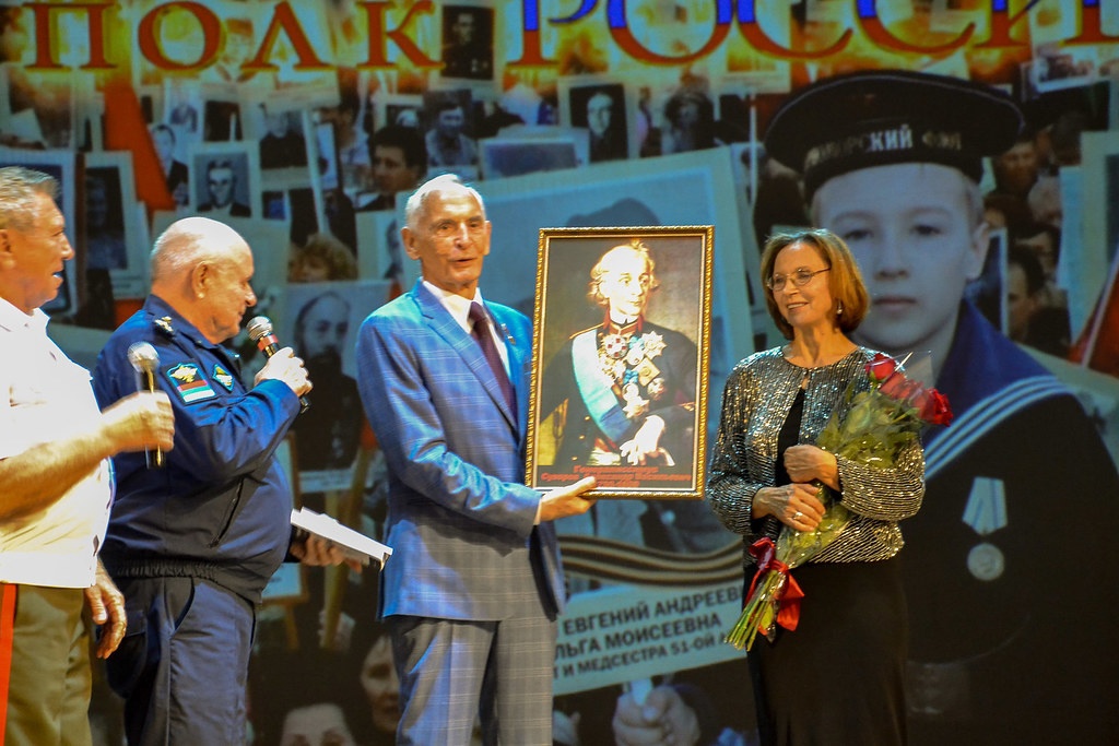 16 января исполняется 90 лет со дня рождения Василия Семеновича Ланового_3