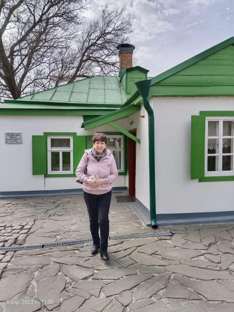 Сегодня день рождения выдающегося русского писателя и драматурга Антона Павловича Чехова_2